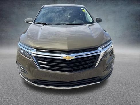 Used 2024 Chevrolet Equinox LT FWD image 3