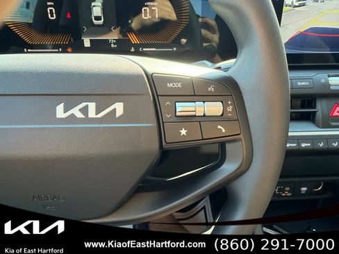 New 2026 Kia K4 FWD image 31