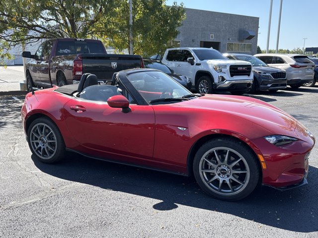 Used 2016 MAZDA MX-5 Miata Grand Touring RWD image 3