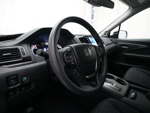 Used 2023 Honda Ridgeline Sport image 8