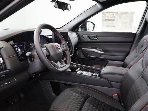 New 2026 Nissan Pathfinder Rock Creek w/ Rock Creek Premium Package AWD/4WD image 12