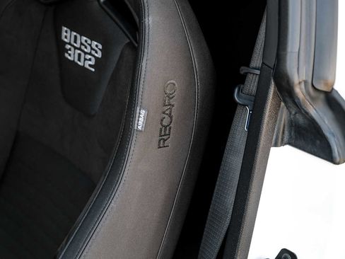 Used 2012 Ford Mustang Boss 302 w/ Boss 302 Accessory Pkg image 32