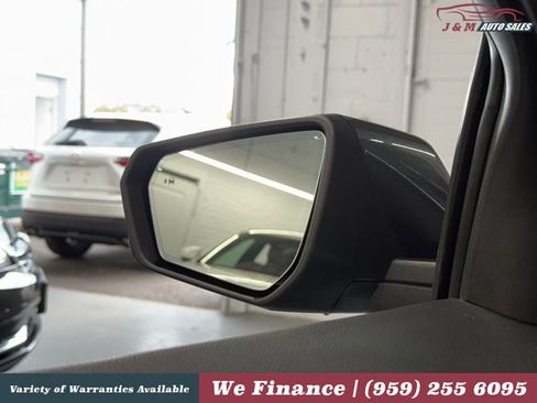 Used 2020 GMC Terrain SLT w/ Preferred Package AWD/4WD image 28