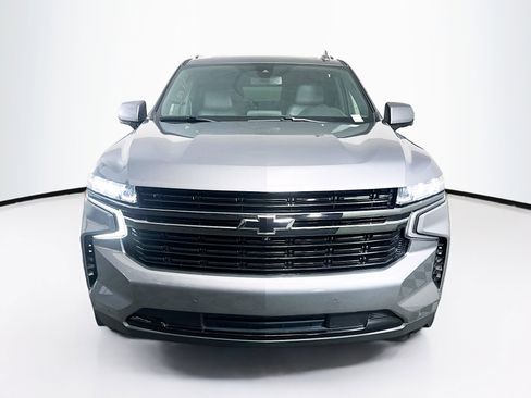 Used 2022 Chevrolet Suburban RST w/ Luxury Package image 2