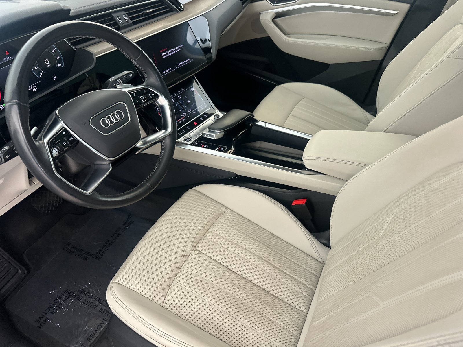 Used 2024 Audi Q8 e-tron Premium Plus w/ Premium Plus Package AWD/4WD image 10