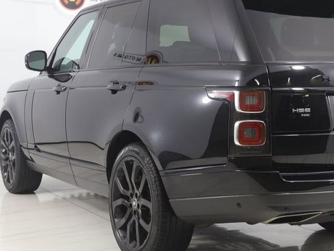 Used 2020 Land Rover Range Rover HSE image 24