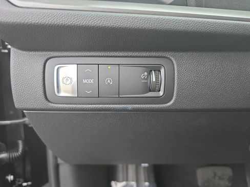 New 2026 Chevrolet Traverse LT image 26