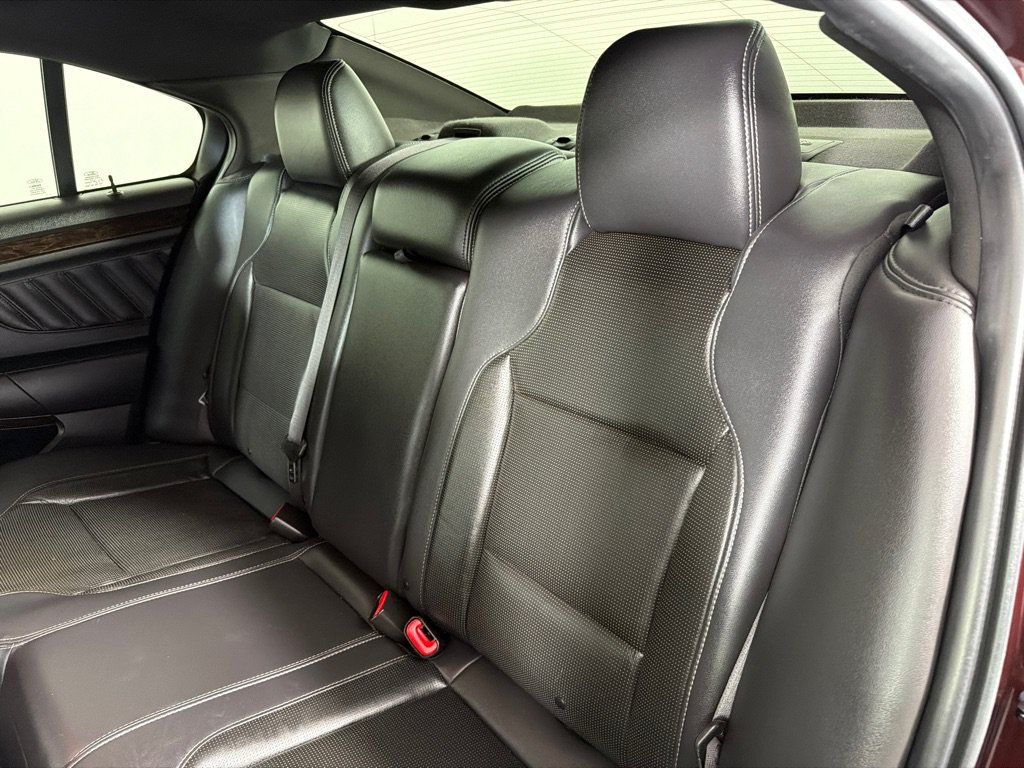 Used 2019 Ford Taurus Limited FWD image 20