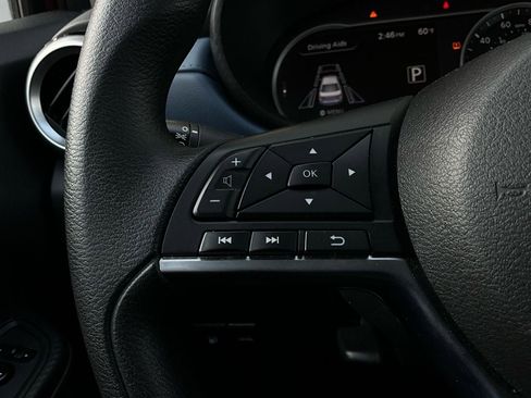 Used 2025 Nissan Versa SV w/ Trunk Package image 29