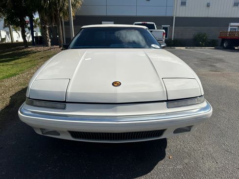 Used 1990 Buick Reatta Convertible image 12