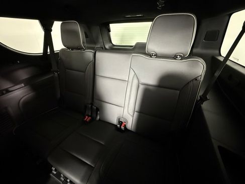 New 2025 Chevrolet Suburban Premier w/ Sun And Tow Package image 34