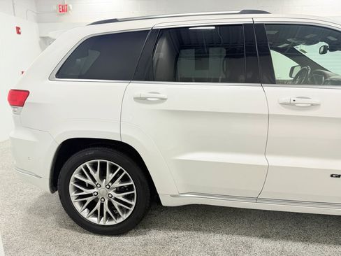 Used 2018 Jeep Grand Cherokee Summit w/ Platinum Series Group image 8