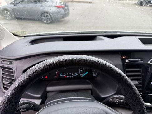 Used 2023 Ford Transit 350 XLT image 26