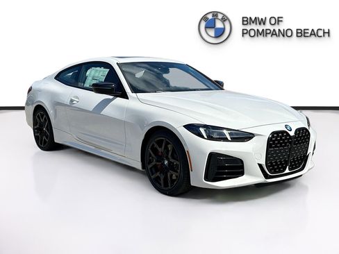 New 2026 BMW 430i Coupe w/ M Sport Package RWD image 1