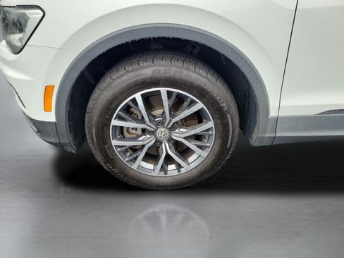 Used 2020 Volkswagen Tiguan SE FWD image 27