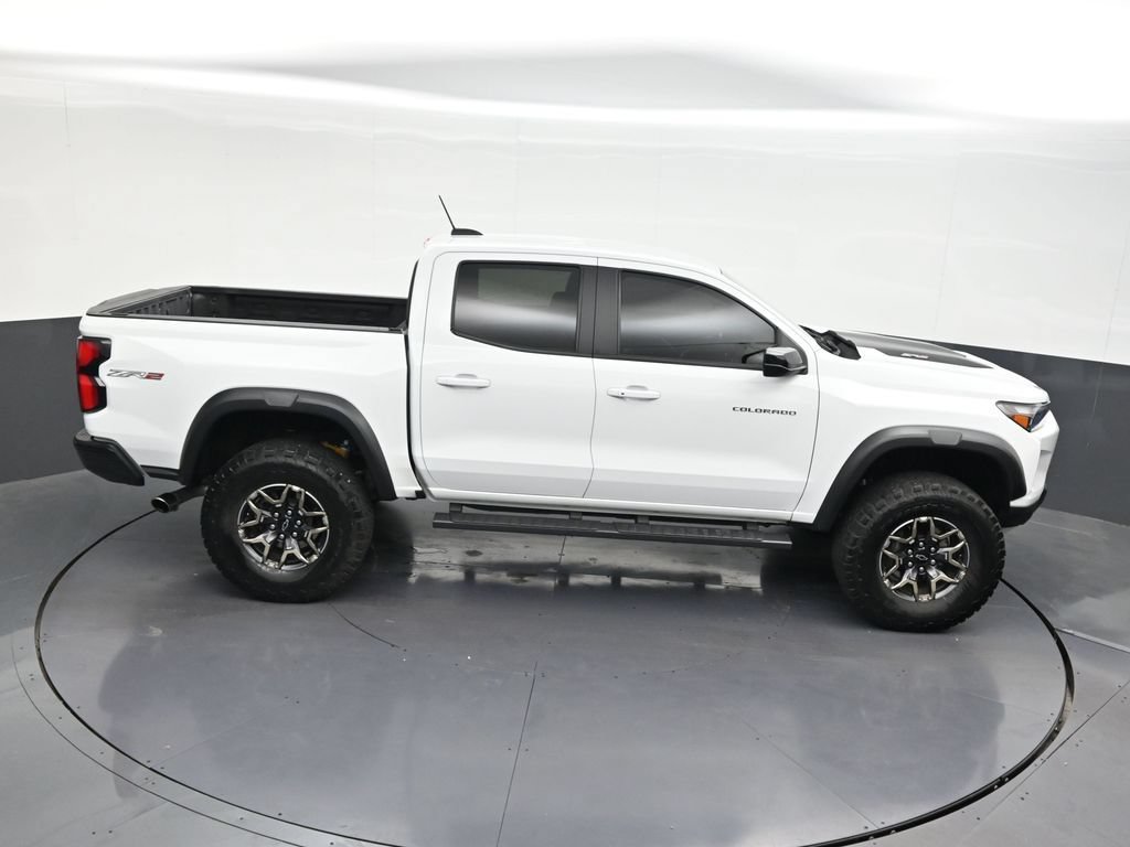 Used 2024 Chevrolet Colorado ZR2 AWD/4WD image 25