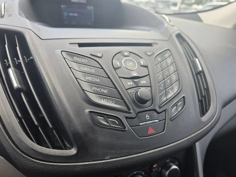 Used 2015 Ford Escape SE FWD image 26