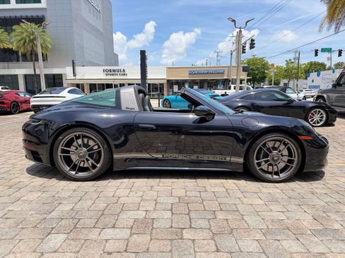 Used 2022 Porsche 911 50th Anniversary Edition AWD/4WD image 10