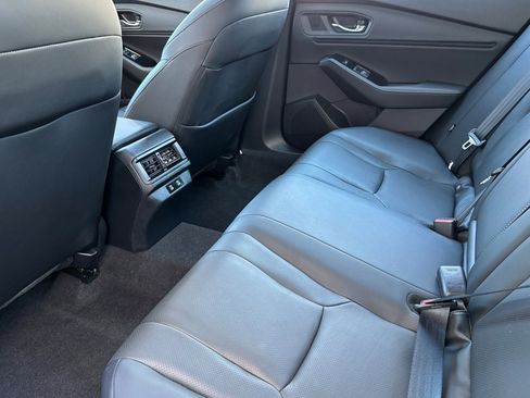 Used 2023 Honda Accord Touring image 27