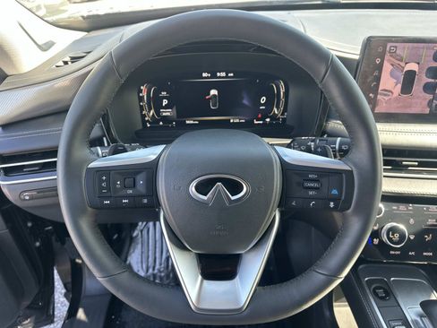 Used 2026 INFINITI QX60 Luxe w/ Family Package AWD/4WD image 17