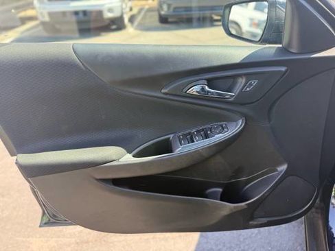 Used 2022 Chevrolet Malibu LT image 10