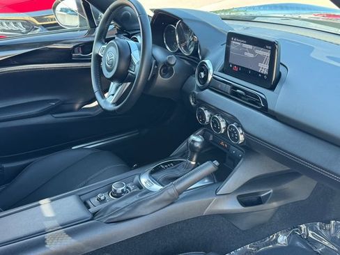 Used 2021 MAZDA MX-5 Miata Grand Touring RWD image 13