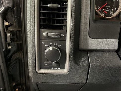 Used 2016 RAM 1500 Tradesman AWD/4WD image 22