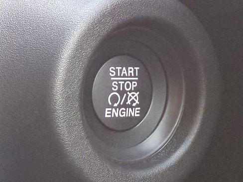 New 2026 RAM ProMaster 2500 w/ Convenience Group image 17