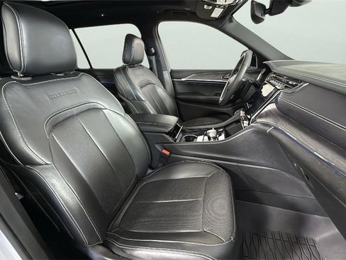 Used 2023 Jeep Grand Cherokee L Overland image 35