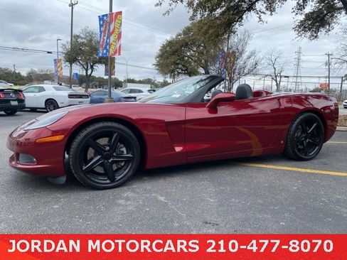 Used 2007 Chevrolet Corvette Convertible w/ Preferred Equipment Group image 32