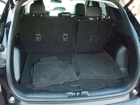 Used 2025 Ford Escape Platinum image 23