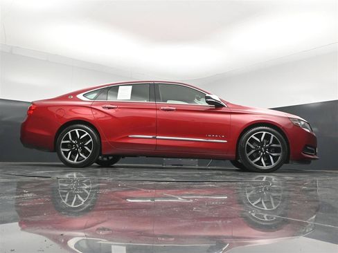 Used 2015 Chevrolet Impala LTZ FWD image 31