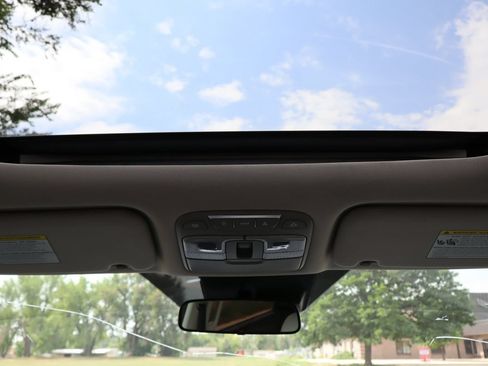 Used 2022 Kia Telluride S AWD/4WD image 30