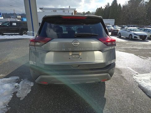 Used 2023 Nissan Rogue S image 8