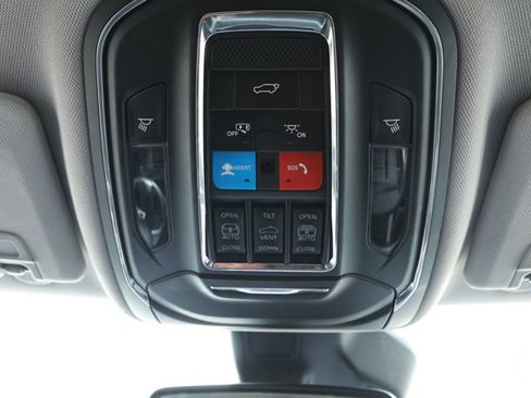 Used 2024 Jeep Grand Cherokee Limited 4xe AWD/4WD image 22