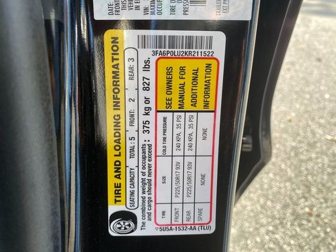 Used 2019 Ford Fusion SE image 31