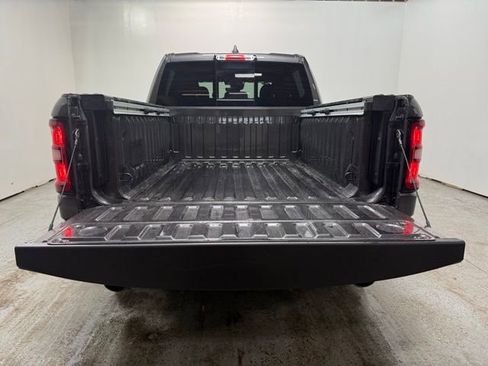 New 2026 RAM 1500 4x4 Crew Cab image 8