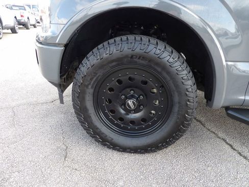 Used 2020 Ford F150 XLT w/ Equipment Group 302A Luxury image 15