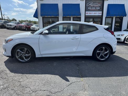Used 2020 Hyundai Veloster 2.0 FWD image 8