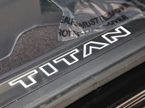 Used 2023 Nissan Titan SV w/ Accessory Utility Package image 11