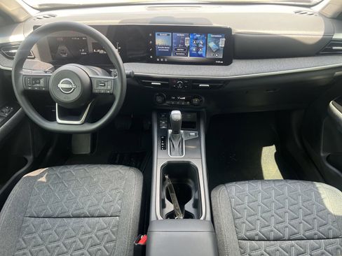 New 2026 Nissan Kicks SV w/ Charging Package FWD image 2
