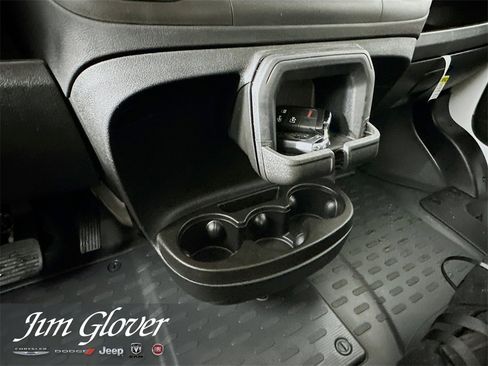 Used 2025 RAM ProMaster 2500 w/ Convenience Group image 29