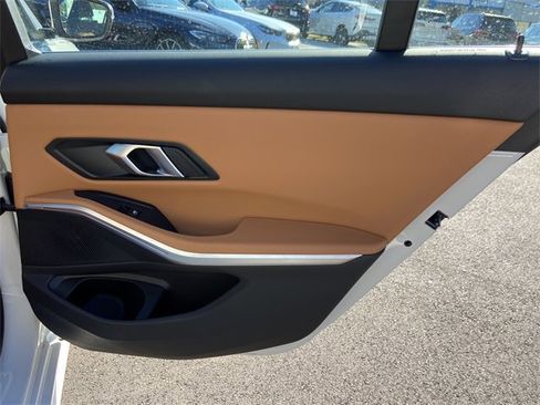 Used 2025 BMW 330i xDrive 330i xDrive w/ Convenience Package image 30