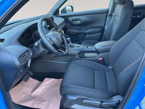 New 2026 Honda HR-V Sport image 9