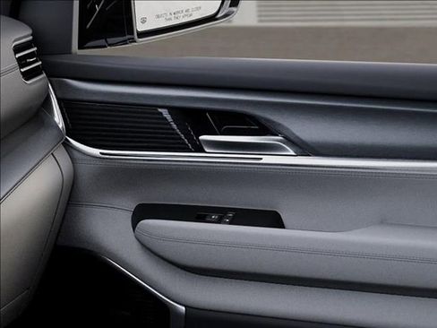 New 2026 Jeep Grand Wagoneer 4WD image 25