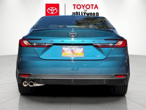 New 2026 Toyota Camry SE FWD image 5