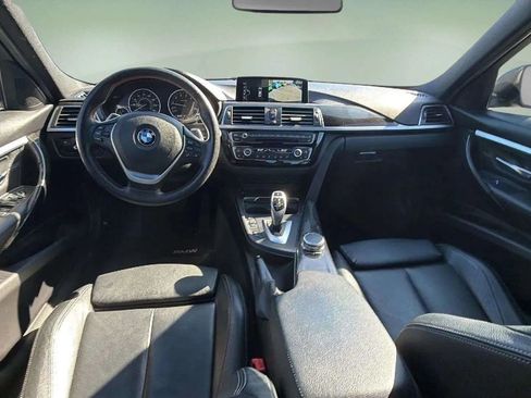 Used 2017 BMW 330i xDrive Sedan image 19