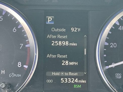 Used 2018 Toyota Highlander XLE image 13