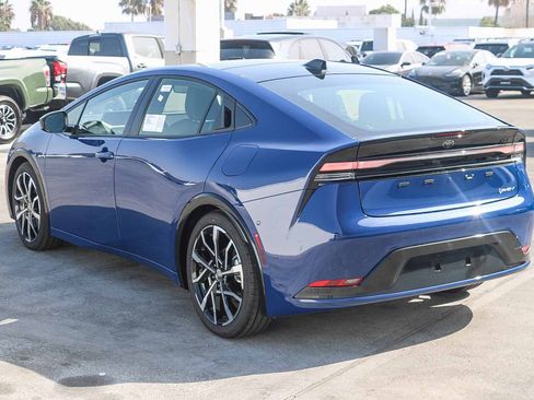 New 2026 Toyota Prius XSE Premium image 7