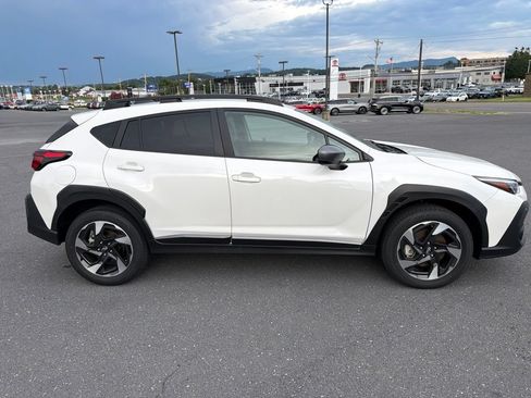 Certified 2025 Subaru Crosstrek 2.5i Limited w/ Crosstrek Mirror Package AWD/4WD image 6